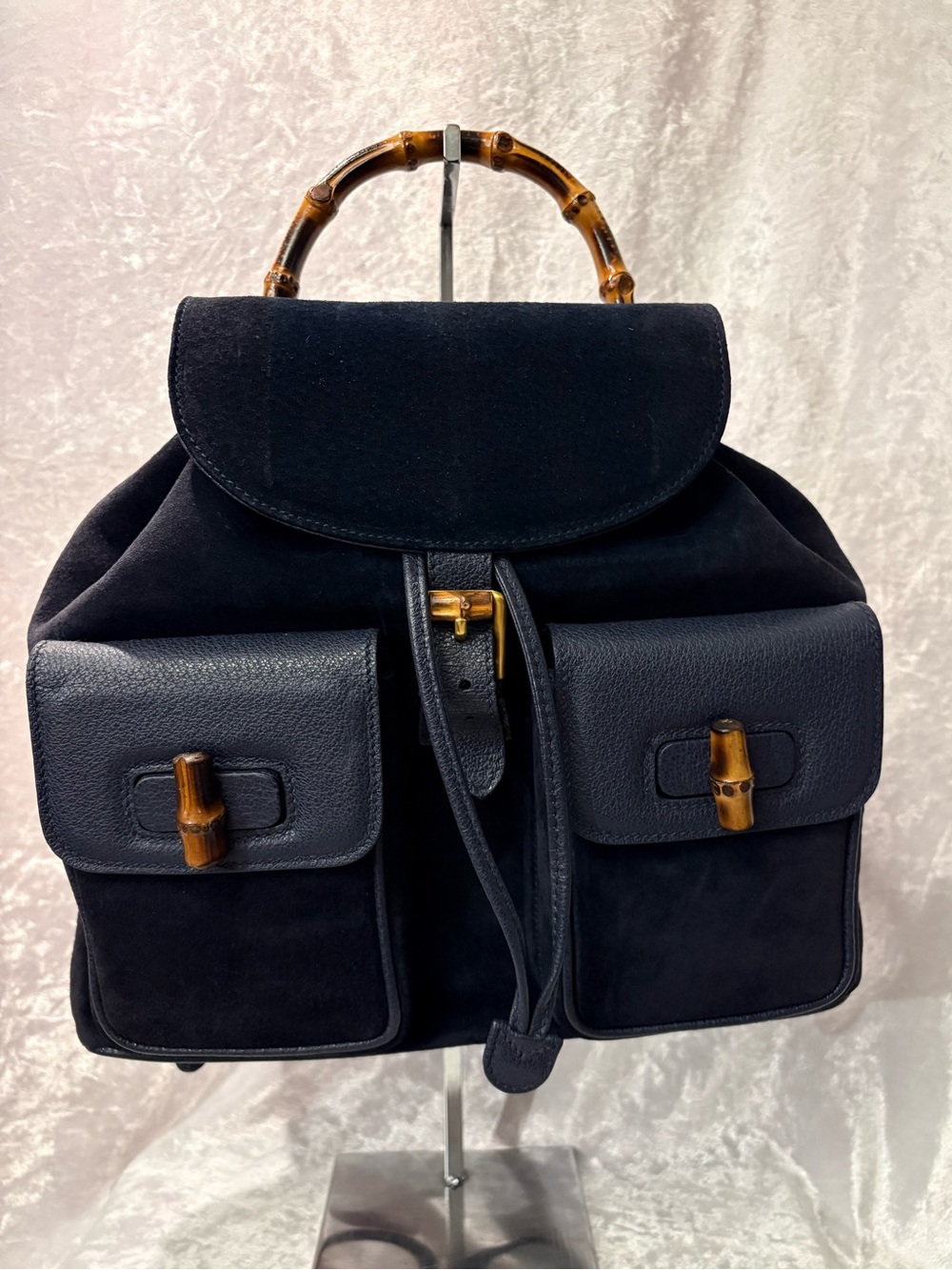 Gucci Bamboo Large Backpack Vintage Blue Suede Leather like-NEW COA